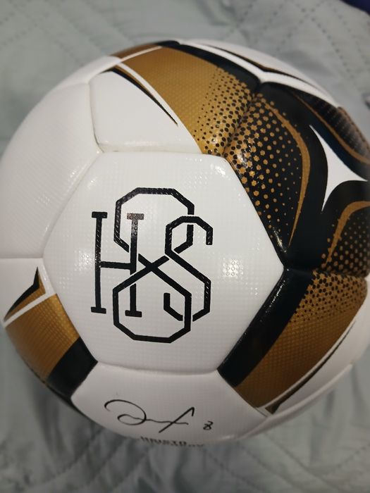 Футболна топка Христо Стоичков