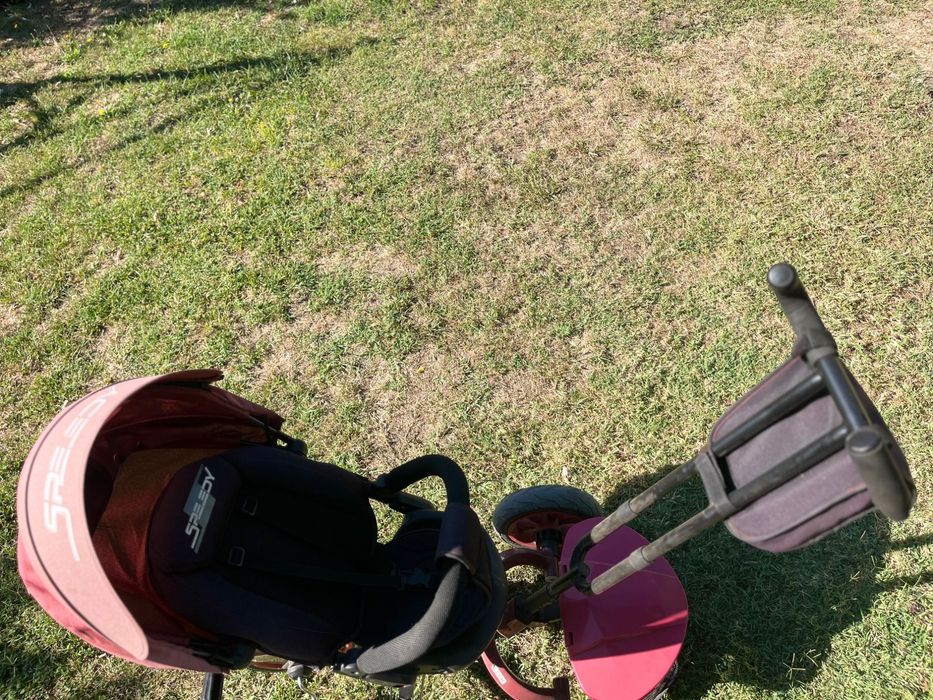 Детска триколка с малко козметични дефекти