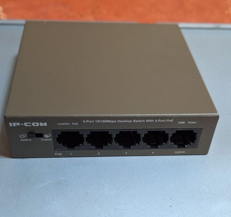 Switch Poe 4-8 porturi