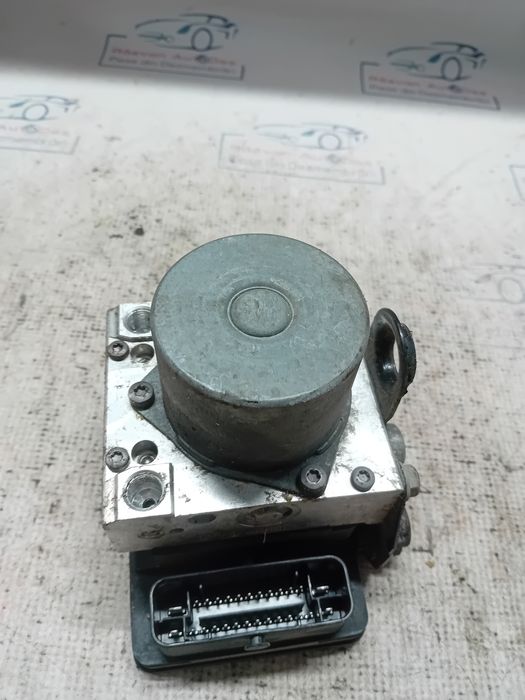 pompa abs skoda rapid 1.4 2015