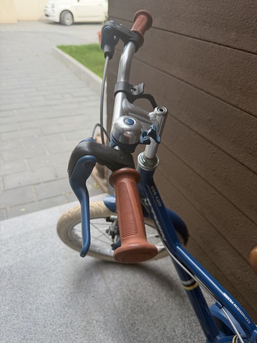 Bicicleta B-twin city 900