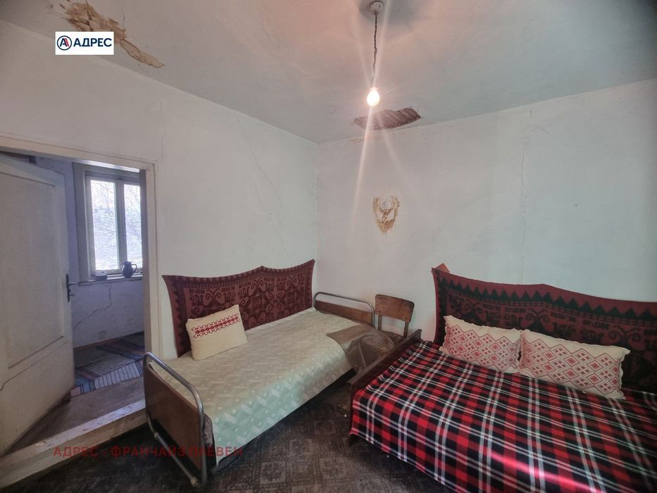 Продава се Къща в с. Беглеж, Област Плевен - 64 кв.м за 257 €/кв.м - Снимка #3
