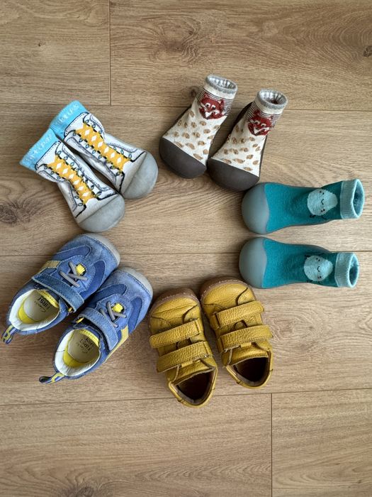 Боси обувки за прохождащи деца - Froddo, Attipas, Clarks