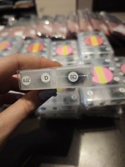 Продавам мигли,пачове и пяна