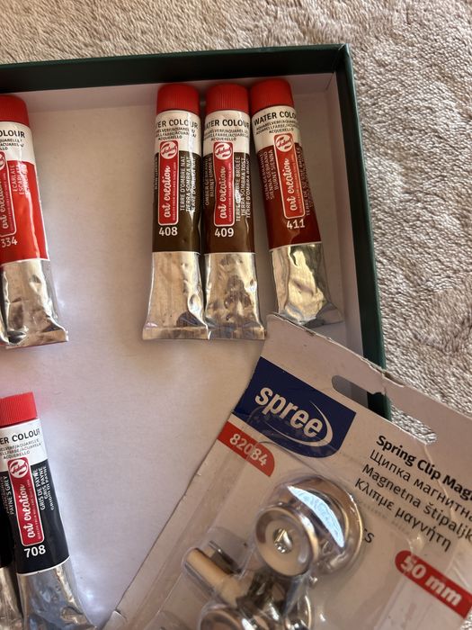 неизползвани - Акварелни Бои Art Creation : Туби по 12 ml : 24 Цвята