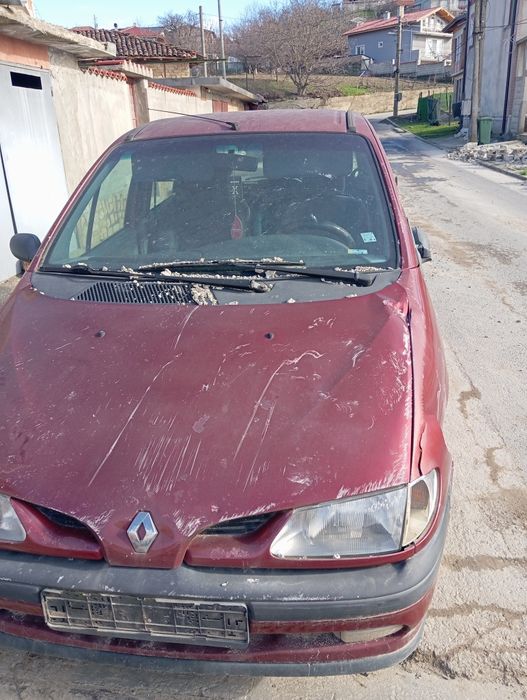 Рено Меган Ценик  2.0 Бензин. Газ за ЧАСТИ или ЦЯЛ