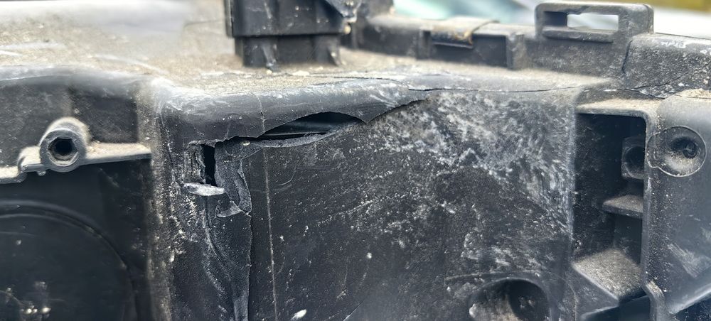 Ляв фар audi A4 B8.5