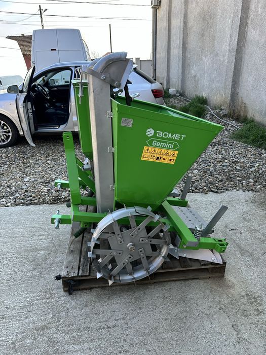Plantator Cartofi Bomet