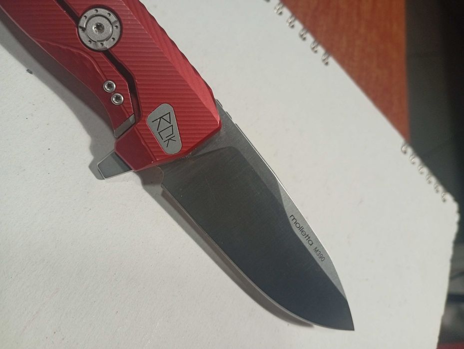 Vând cuțit Lionsteel ROK