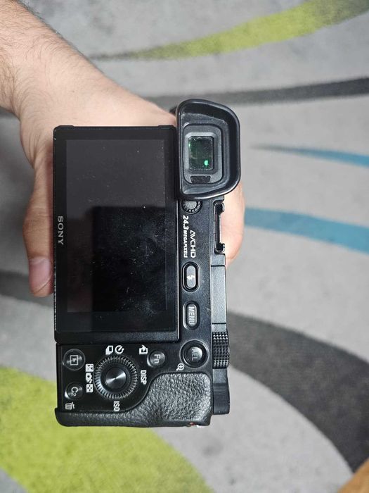 Sony A6000 + obiectiv Sony 16-50mm OSS