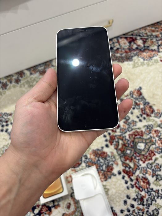 Продам айфон 12 состояние идеал