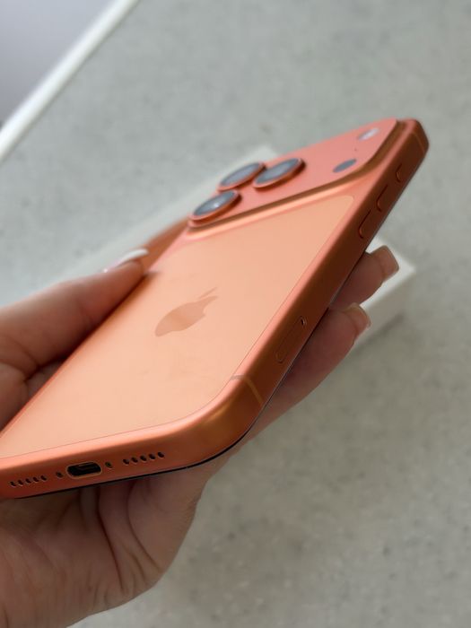 Продаю iphone 17 pro