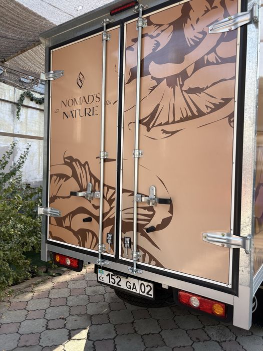 Оракал оклейка машин алматы