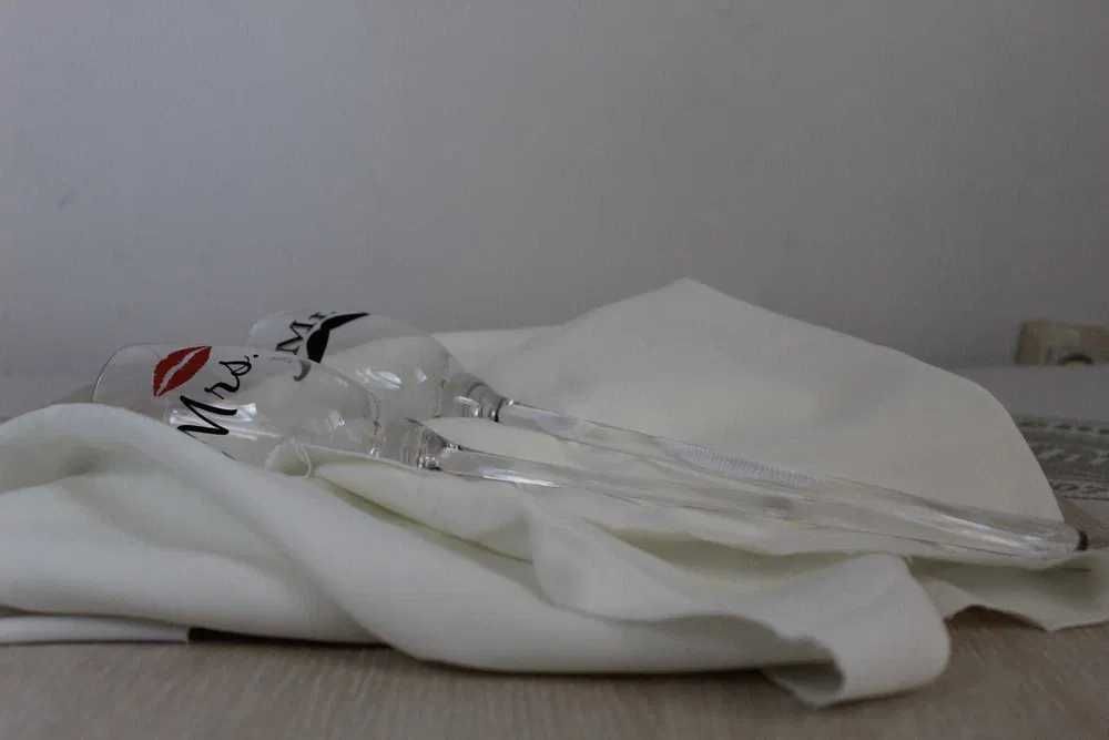 Сватбени чаши - Mr & Mrs