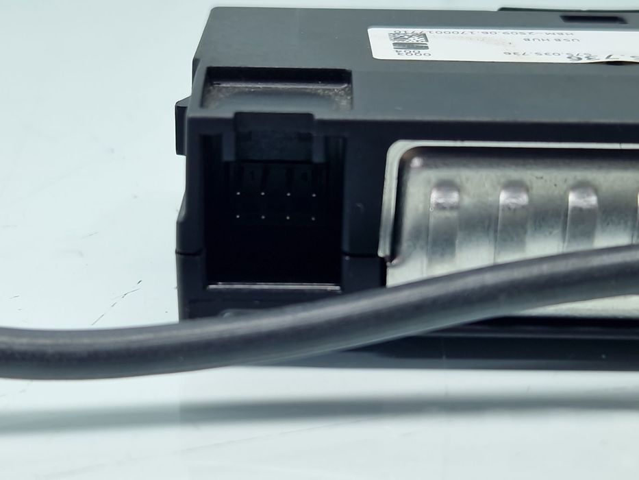 Conector auxiliar USB Seat Leon (5F1) [Fabr 2012-2018] 575035736