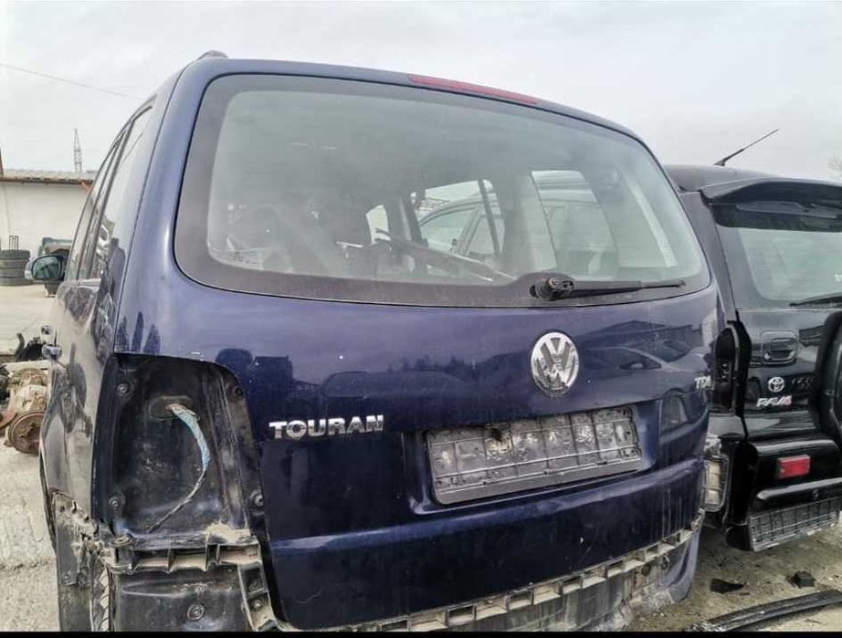 VW Touran Туран заден капак 1.9, 2005г. на части заден капак