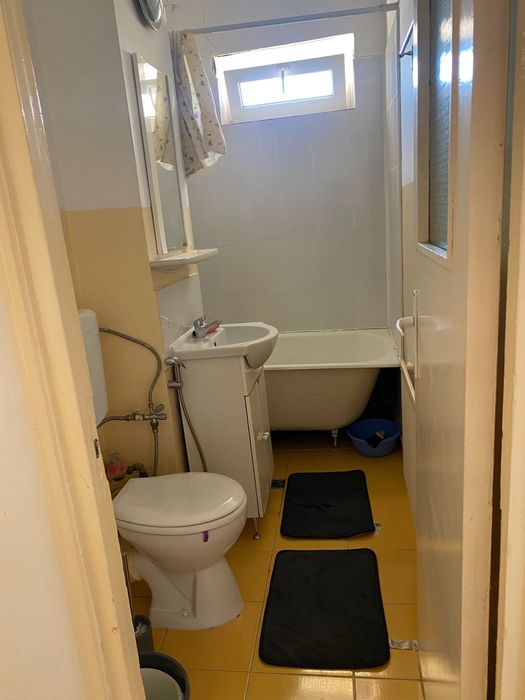 Inchiriez apartament pe BD Mihai Viteazu