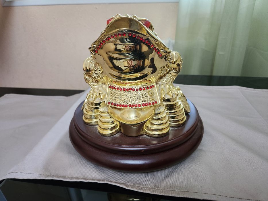 Продам статуэтки