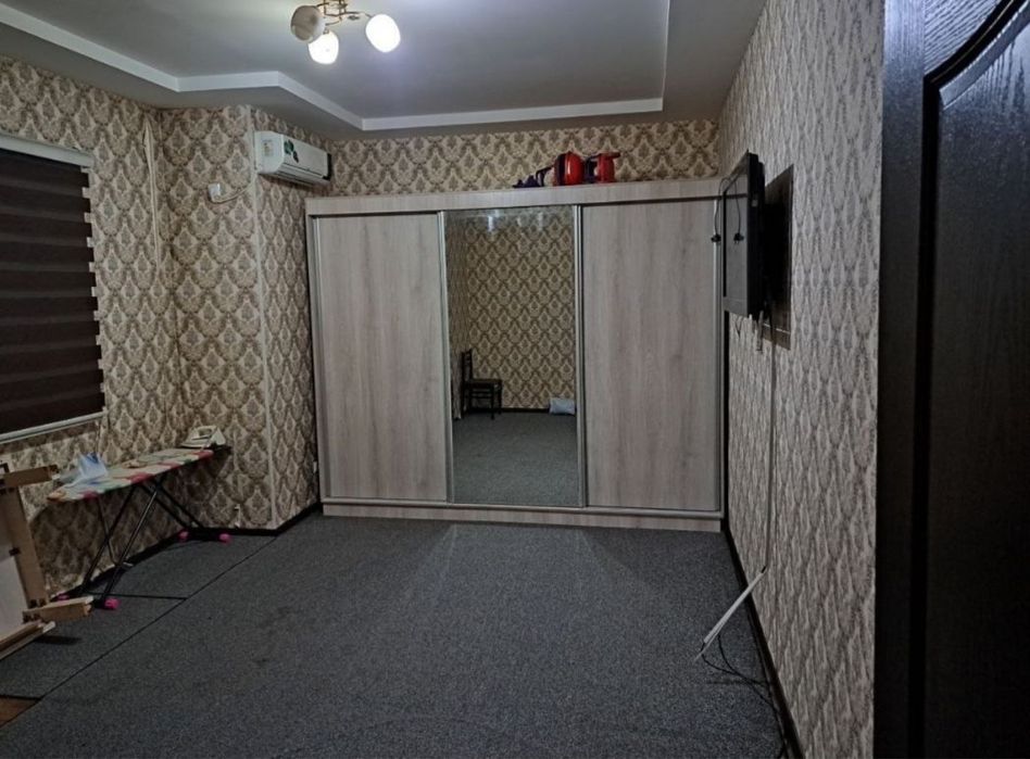 Аренда Квартира ТТЗ бозор Йони 300$ Срочно