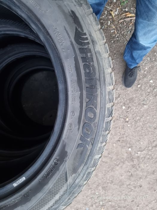 Продам зимние шины
