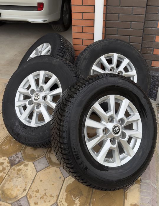 Зимний комплект резины michelin