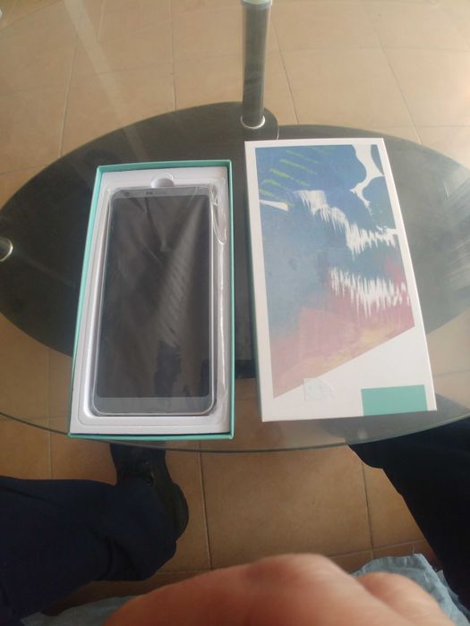 Мобилен телефон LG G6