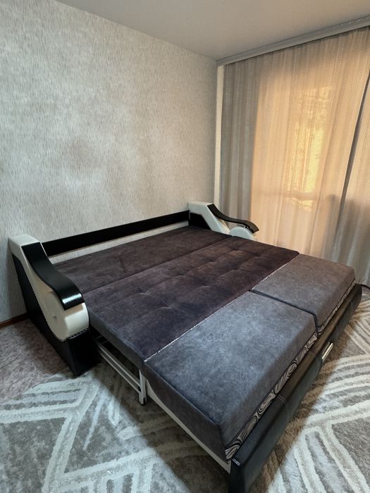 Срочно продам новый диван