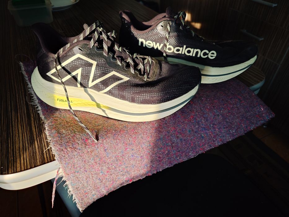 Adidasi  New Balance NR 44 '5