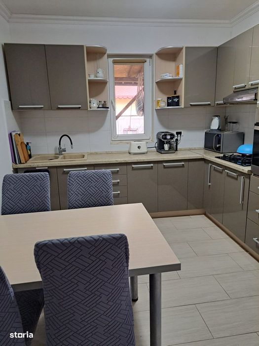 Casă parter în Grigorescu 4 camere, bucatarie, living, 2 băi, ST 688mp