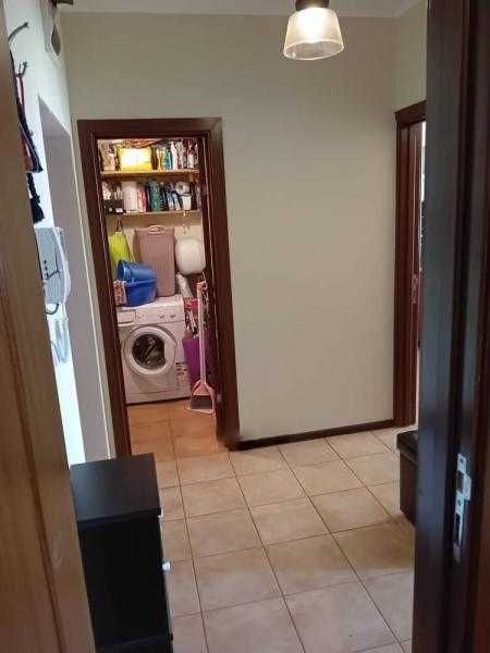 Дава се под наем Двустаен апартамент в Бургас, Зорница - 60 кв.м за 612 € - Снимка #9