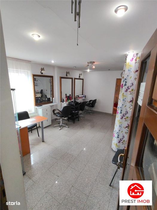 Apartament si spatiu comercial de vanzare