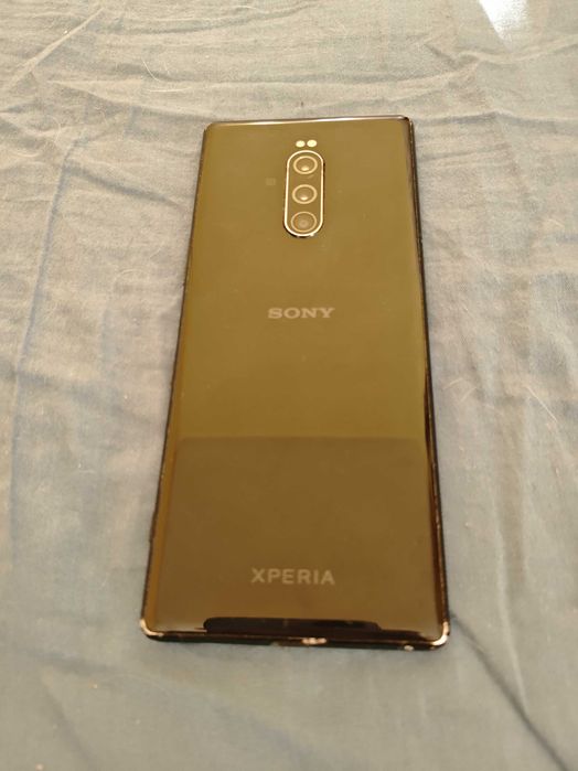 Sony xperia j9110