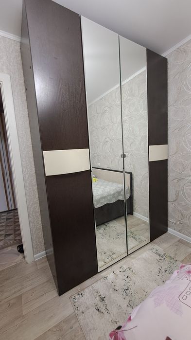 СРОЧНО ПРОДАМ Кровать и шкаф