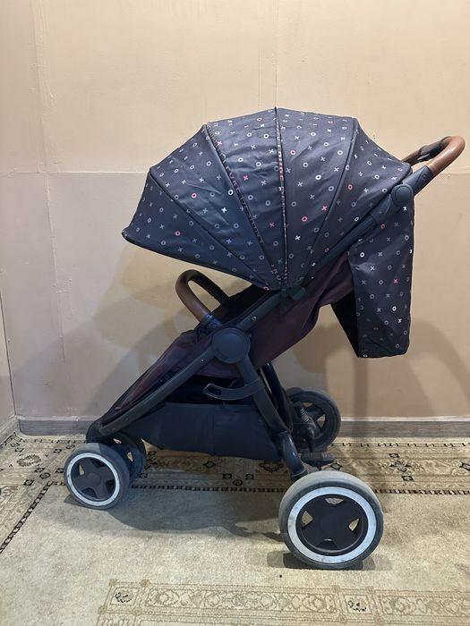 Продам коляску.