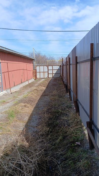 Продам пол  дома в бурундае