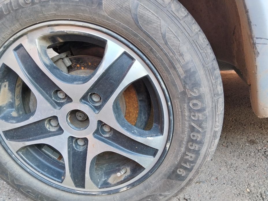 ВАЗ 21213 Нива 2002 года