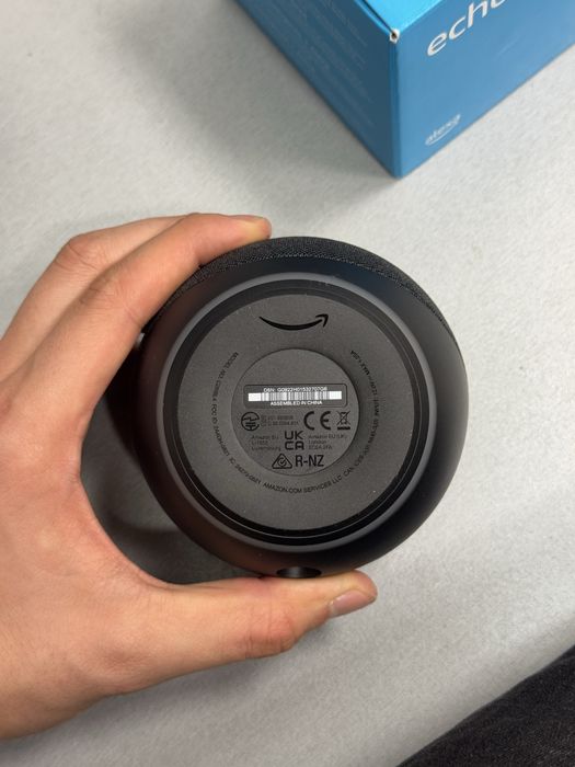 Продавам смарт колона Amazon Echo Dot 5