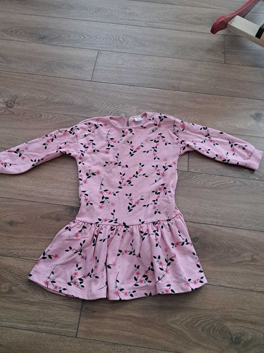 Дрешки момиче 104см