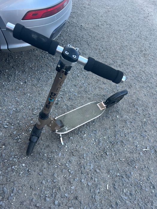 Продавам 2 бр. Тротинетки
