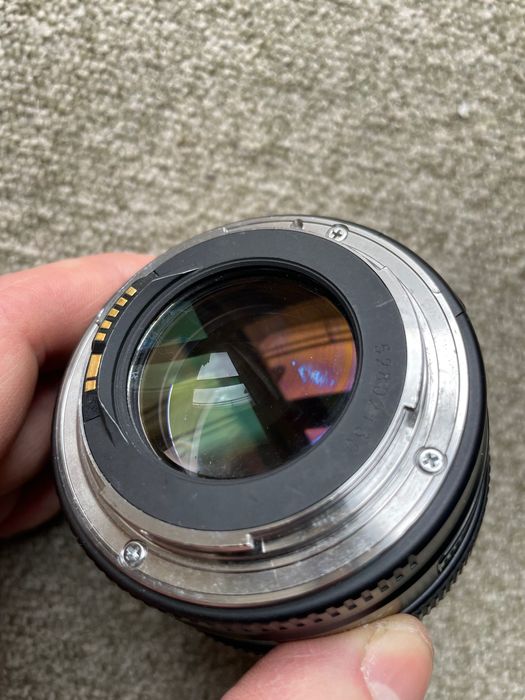 Обектив Canon EF 85mm f 1.8, Канон и UV филтър Kenko