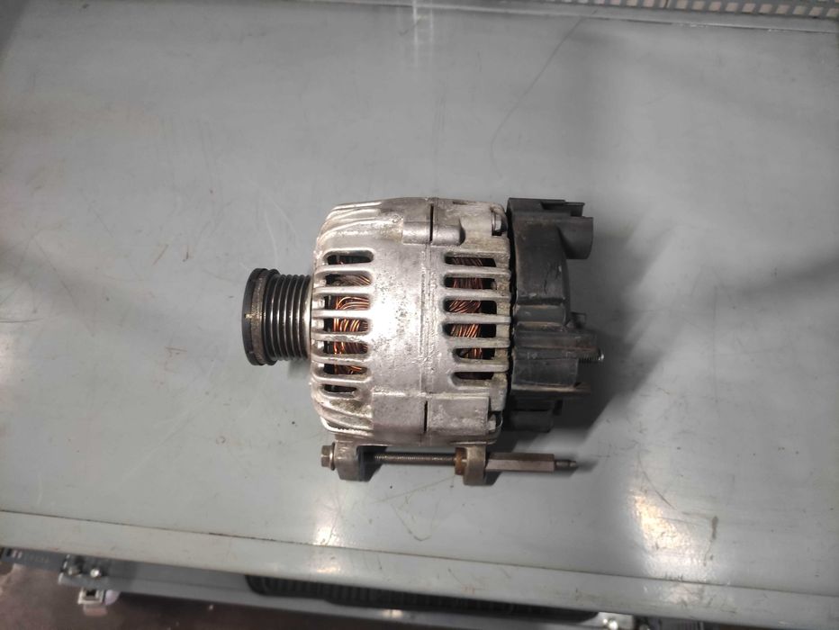 Alternator volkswagen vw golf 5 1.4 tsi cod 03c903023b