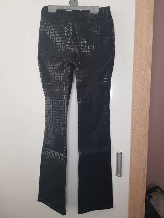 Дамски Черен Панталон Guess Jeans Glamour размер 27