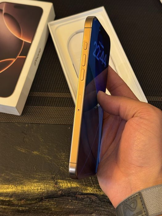  iPhone 16pro max 5G 256gb HX/A EAC desert titanium