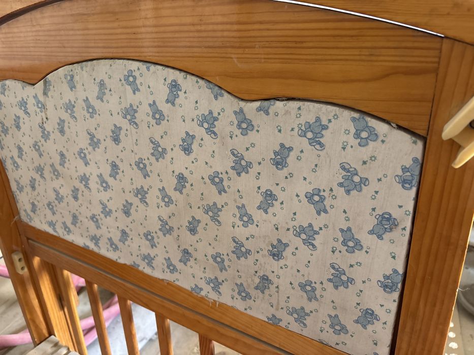 Кровать детская , деревянная