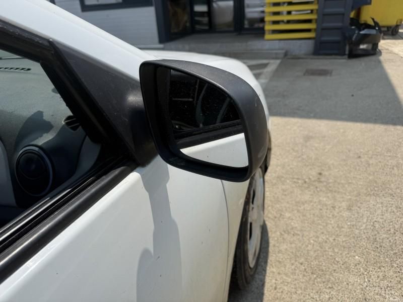 Oglinda dreapta Dacia Logan 2 963018898R culoare alba Berlina