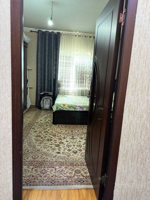 Янги Хаёт тумани 2 хонали уй сотилади 56 кв.м уй тоза кириб яшашга м-н