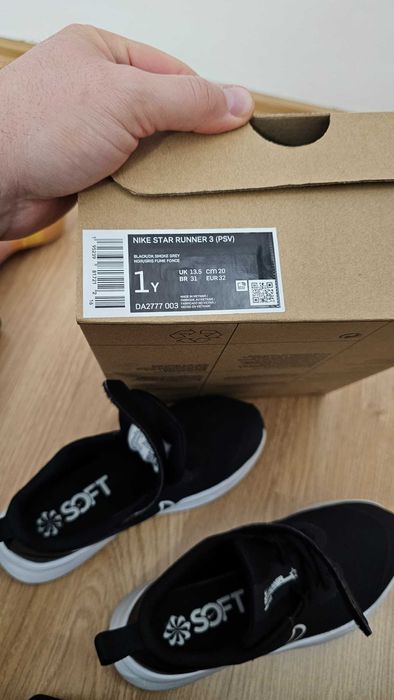 adidasi nike copii 32 cm