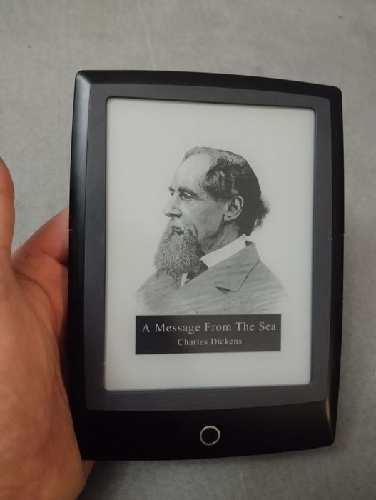 Четец за книги Bookeen