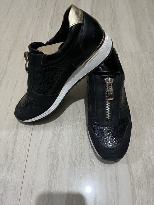 Дамски маратонки