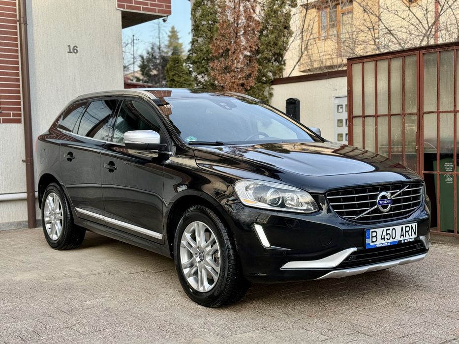 Volvo XC 60/SUMMUM/2.4 D5/4x4/AuToMat/DubuCLimA/XeNoN/PieLe/PROPRIETAR